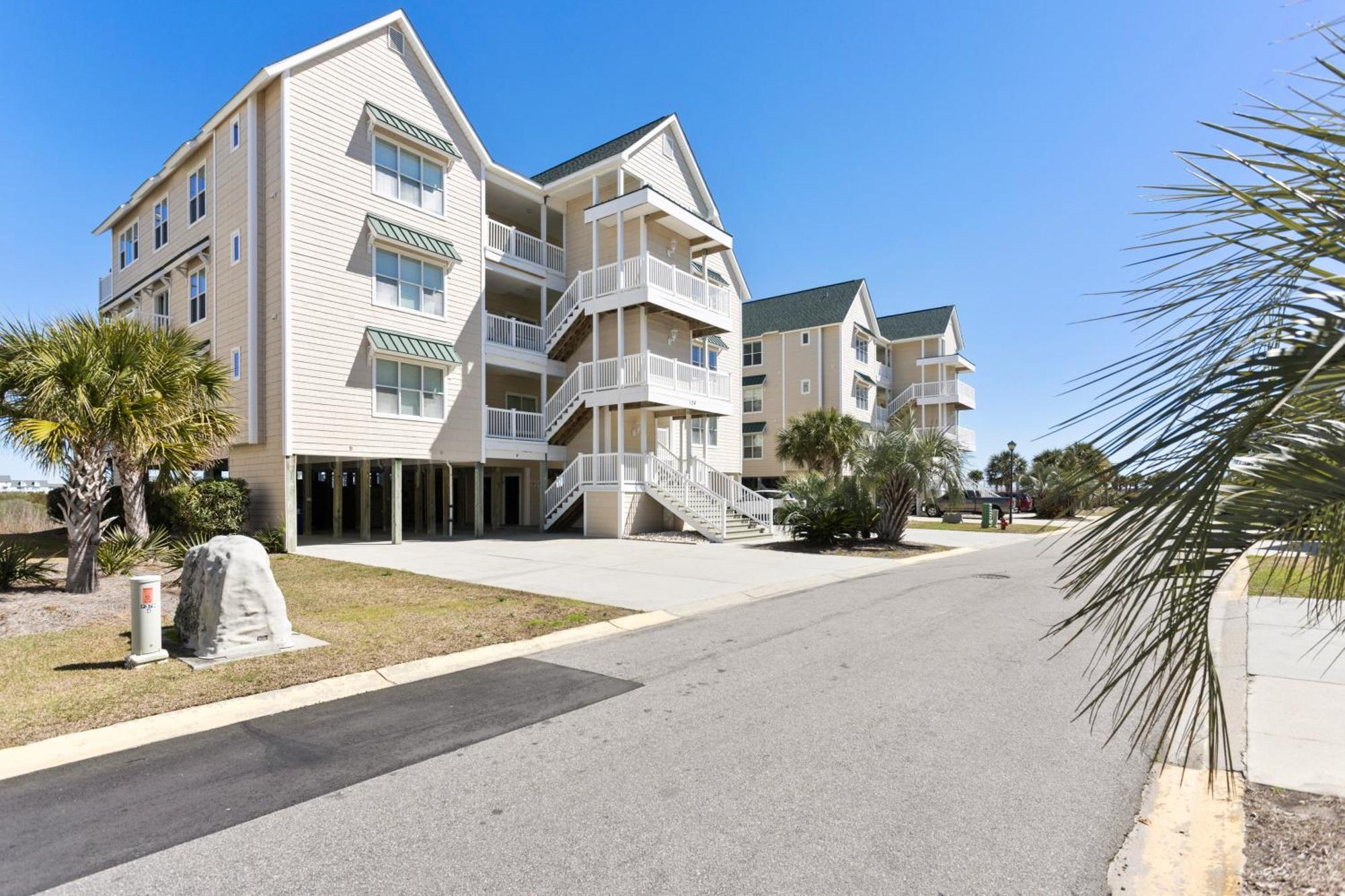 Oceanview 4Br/4Ba Condo, Steps To Beach/Pool Ocean Isle Beach Extérieur photo