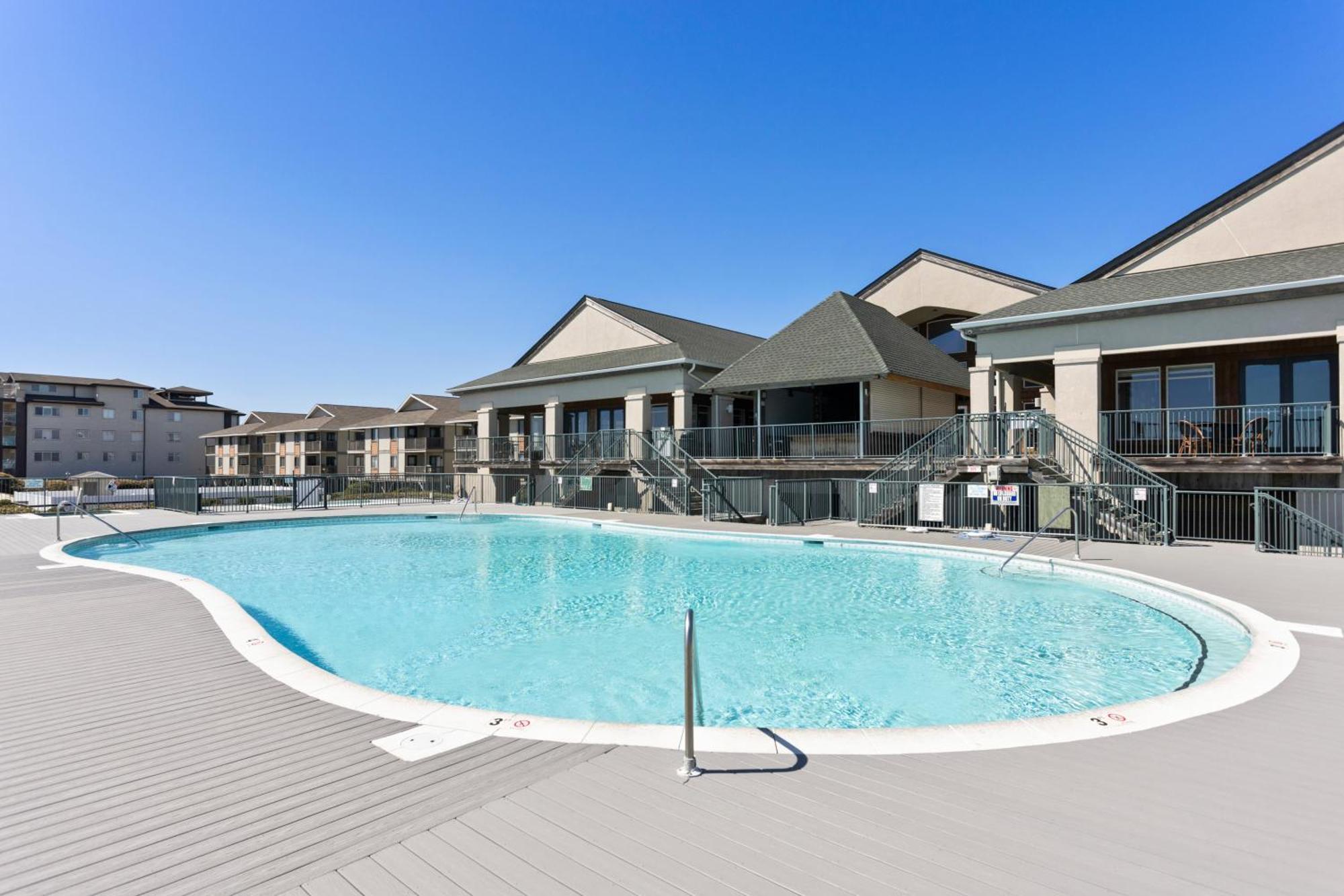 Oceanview 4Br/4Ba Condo, Steps To Beach/Pool Ocean Isle Beach Extérieur photo